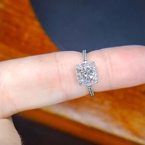 Elegant Silver CZ Ring